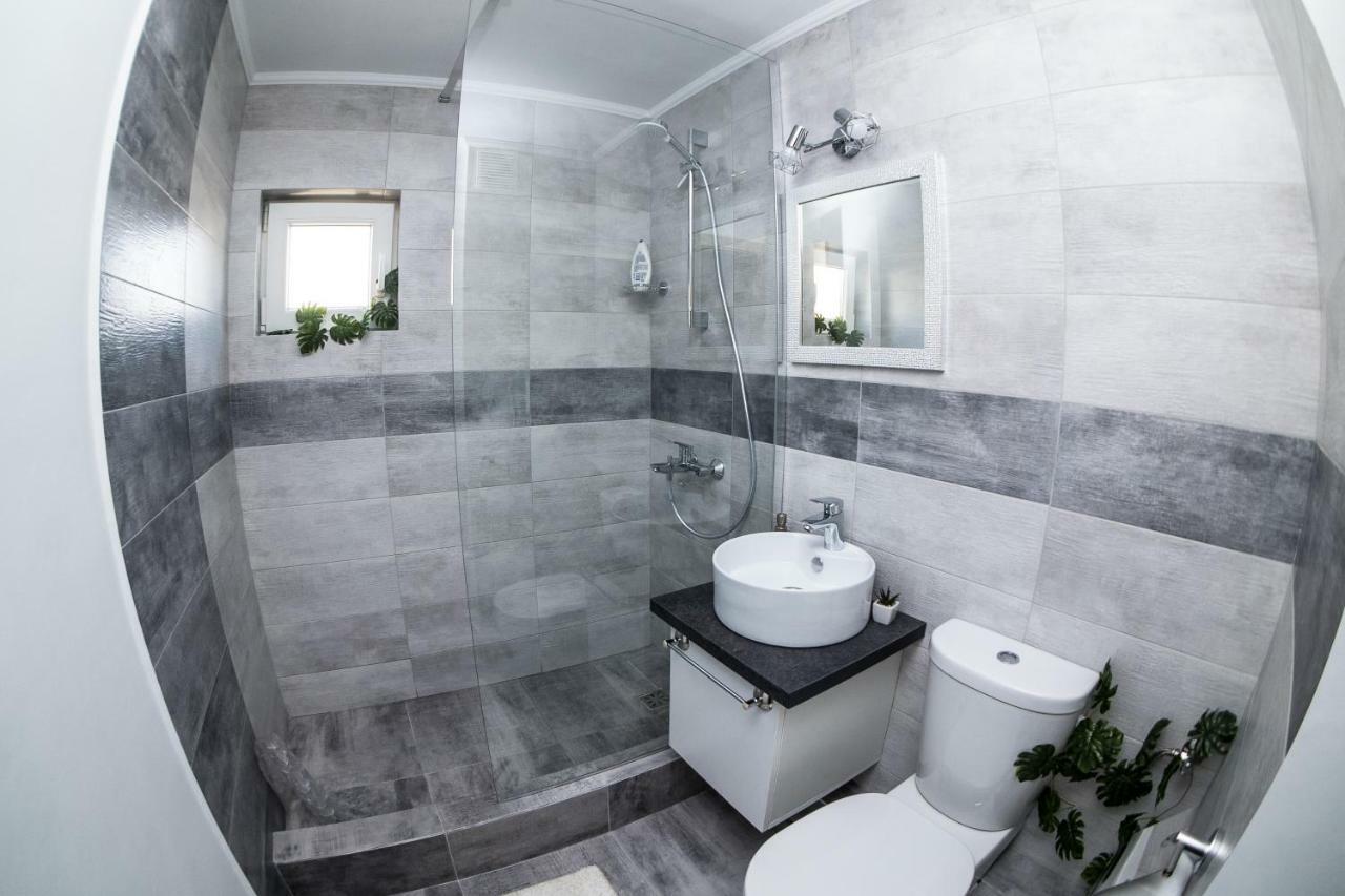 Tania Apartament Орадя Экстерьер фото